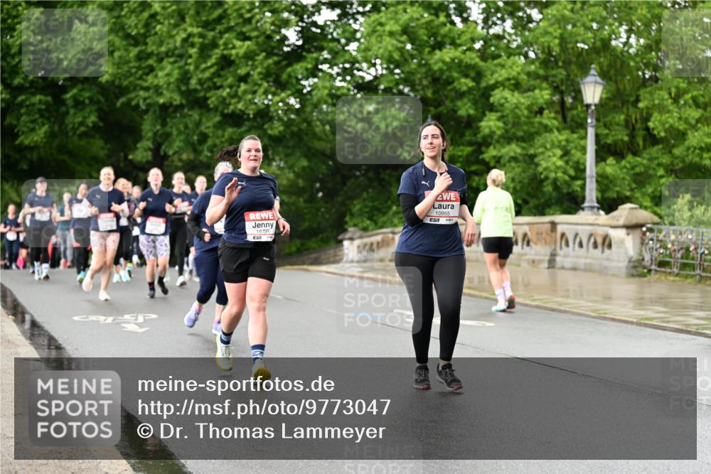 14.06.2026 - REWE Women's Run Dr. Thomas Lammeyer http://msf.ph/oto/9773047 14.06.2026 09:51:49 Laufen 10795, 10955 meine-sportfotos.de