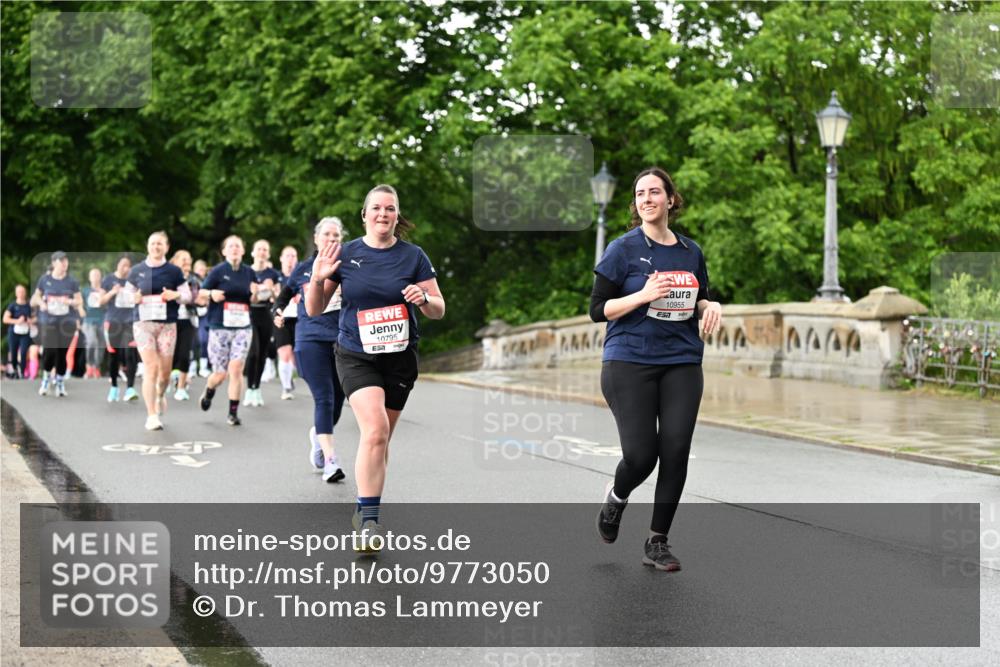 14.06.2026 - REWE Women's Run Dr. Thomas Lammeyer http://msf.ph/oto/9773050 14.06.2026 09:51:50 Laufen 10795, 51, 10955 meine-sportfotos.de