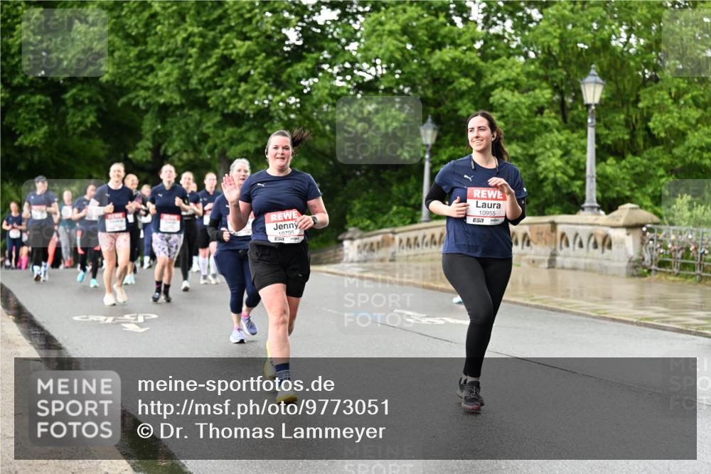 14.06.2026 - REWE Women's Run Dr. Thomas Lammeyer http://msf.ph/oto/9773051 14.06.2026 09:51:50 Laufen 10795, 10955, 7 meine-sportfotos.de