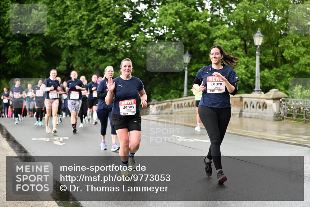 14.06.2026 - REWE Women's Run Dr. Thomas Lammeyer http://msf.ph/oto/9773053 14.06.2026 09:51:50 Laufen 10795, 7, 10955, 57, 4229 meine-sportfotos.de