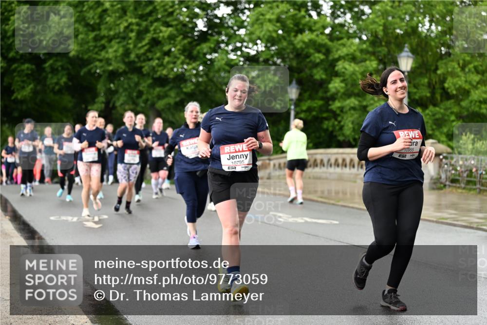 14.06.2026 - REWE Women's Run Dr. Thomas Lammeyer http://msf.ph/oto/9773059 14.06.2026 09:51:50 Laufen 10795, 10955 meine-sportfotos.de