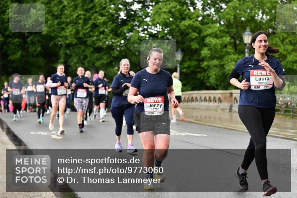 14.06.2026 - REWE Women's Run Dr. Thomas Lammeyer http://msf.ph/oto/9773060 14.06.2026 09:51:51 Laufen 10795, 10955, 7 meine-sportfotos.de