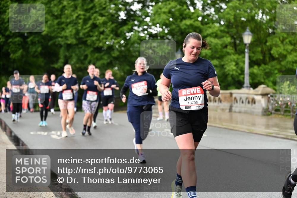 14.06.2026 - REWE Women's Run Dr. Thomas Lammeyer http://msf.ph/oto/9773065 14.06.2026 09:51:51 Laufen 10795, 7 meine-sportfotos.de