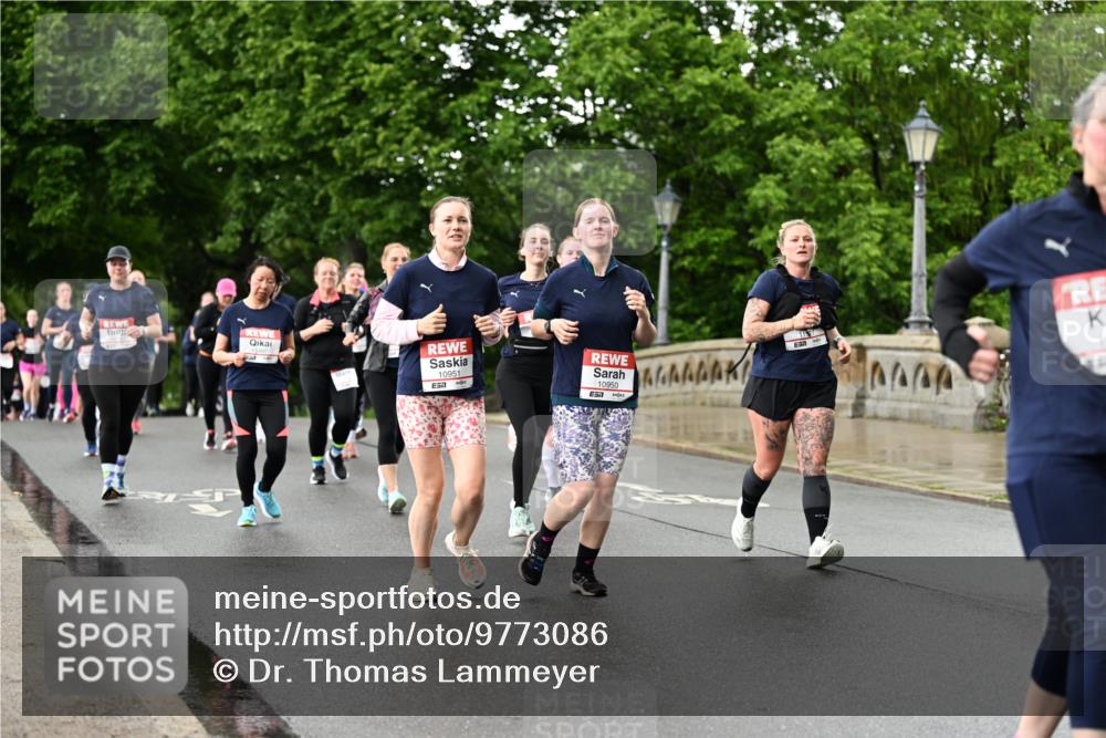 14.06.2026 - REWE Women's Run Dr. Thomas Lammeyer http://msf.ph/oto/9773086 14.06.2026 09:51:53 Laufen 4444, 10951, 57, 10950, 57 meine-sportfotos.de