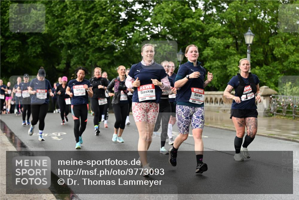 14.06.2026 - REWE Women's Run Dr. Thomas Lammeyer http://msf.ph/oto/9773093 14.06.2026 09:51:54 Laufen 10951, 7, 10950, 4444, 521 meine-sportfotos.de