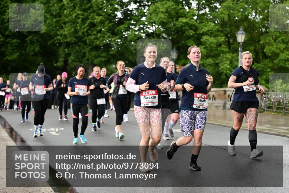 14.06.2026 - REWE Women's Run Dr. Thomas Lammeyer http://msf.ph/oto/9773094 14.06.2026 09:51:54 Laufen 940, 10951, 7, 10950 meine-sportfotos.de