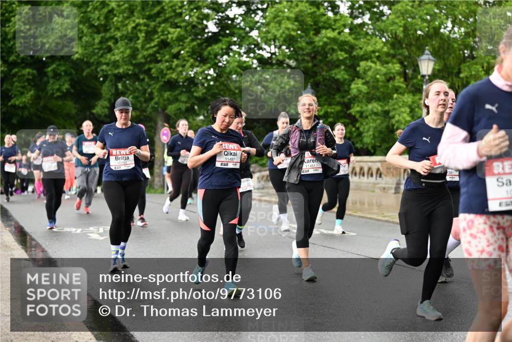 14.06.2026 - REWE Women's Run Dr. Thomas Lammeyer http://msf.ph/oto/9773106 14.06.2026 09:51:55 Laufen 10254, 11487, 7, 11451 meine-sportfotos.de