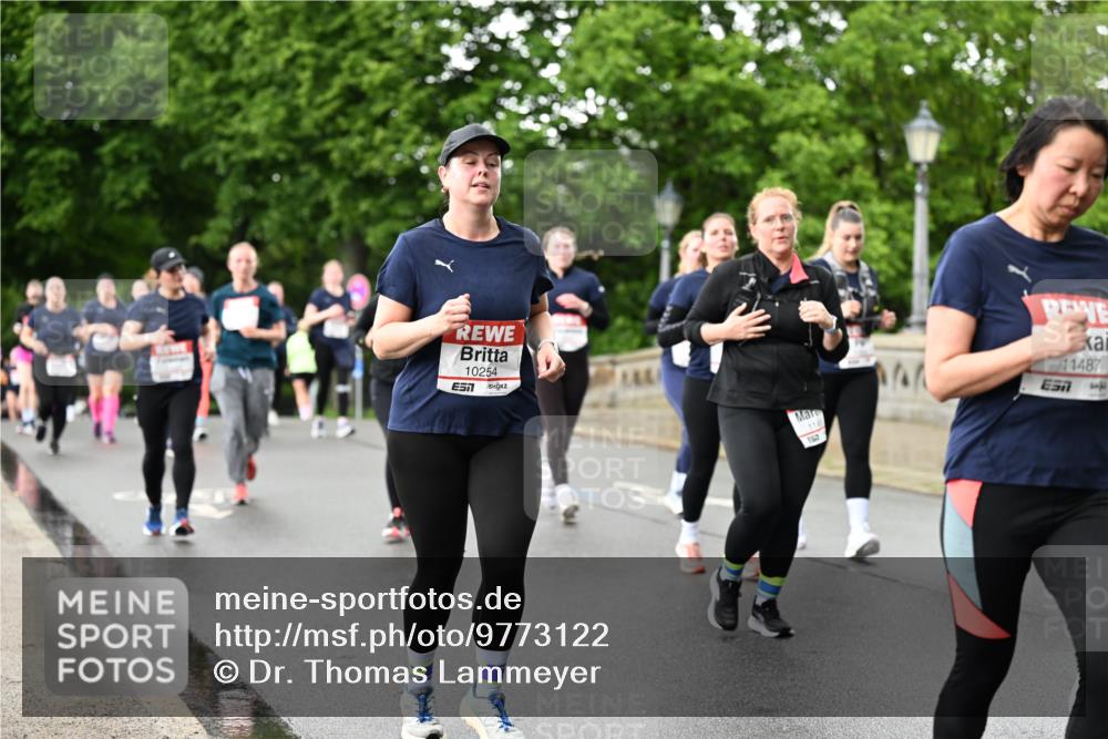 14.06.2026 - REWE Women's Run Dr. Thomas Lammeyer http://msf.ph/oto/9773122 14.06.2026 09:51:57 Laufen 10254, 11487, 7 meine-sportfotos.de