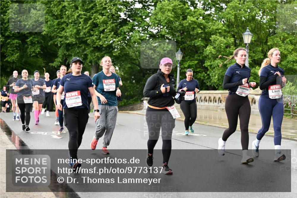 14.06.2026 - REWE Women's Run Dr. Thomas Lammeyer http://msf.ph/oto/9773137 14.06.2026 09:51:59 Laufen 5, 10627, 11124, 7, 10821 meine-sportfotos.de