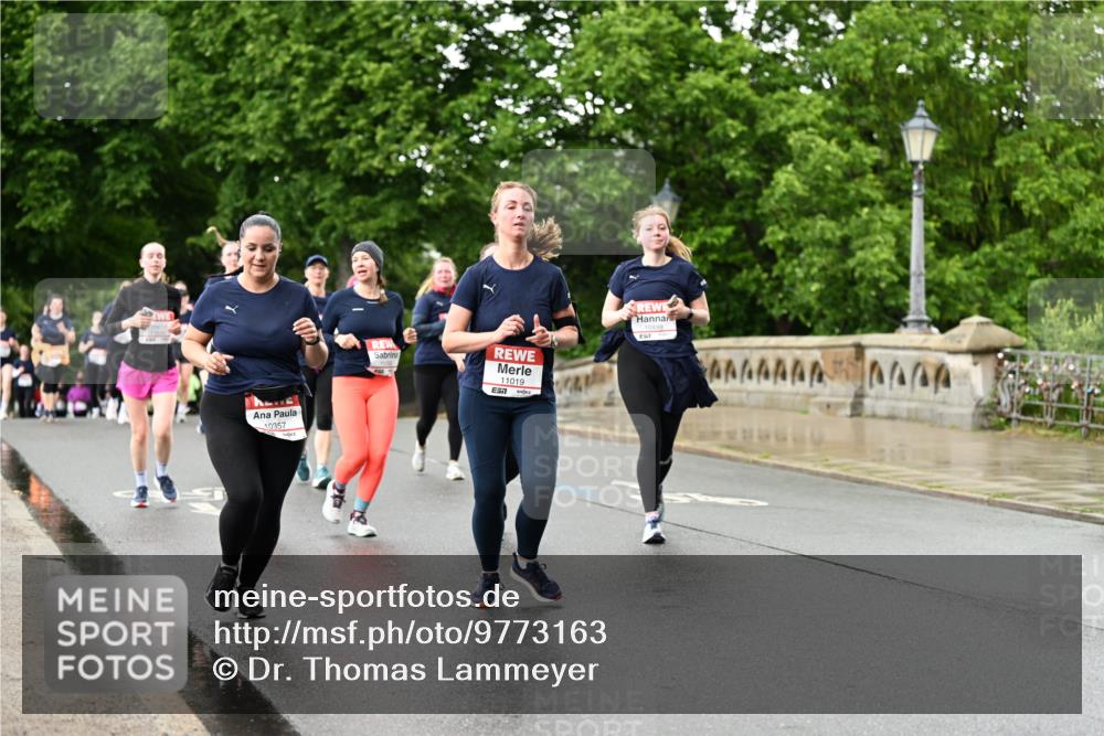 14.06.2026 - REWE Women's Run Dr. Thomas Lammeyer http://msf.ph/oto/9773163 14.06.2026 09:52:02 Laufen 10357, 11019, 57 meine-sportfotos.de