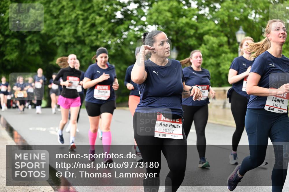 14.06.2026 - REWE Women's Run Dr. Thomas Lammeyer http://msf.ph/oto/9773180 14.06.2026 09:52:04 Laufen 10357, 11019, 7 meine-sportfotos.de