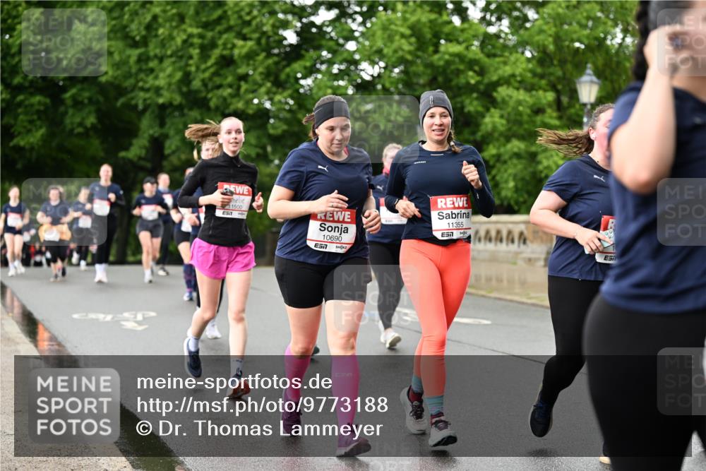 14.06.2026 - REWE Women's Run Dr. Thomas Lammeyer http://msf.ph/oto/9773188 14.06.2026 09:52:05 Laufen 511, 1500, 10690, 7, 11355 meine-sportfotos.de