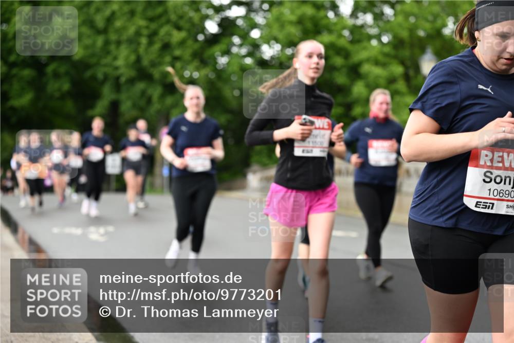 14.06.2026 - REWE Women's Run Dr. Thomas Lammeyer http://msf.ph/oto/9773201 14.06.2026 09:52:06 Laufen 1500, 10690 meine-sportfotos.de