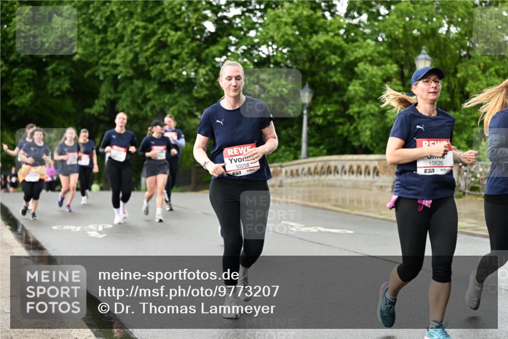 14.06.2026 - REWE Women's Run Dr. Thomas Lammeyer http://msf.ph/oto/9773207 14.06.2026 09:52:07 Laufen 10258, 57, 10625, 7 meine-sportfotos.de