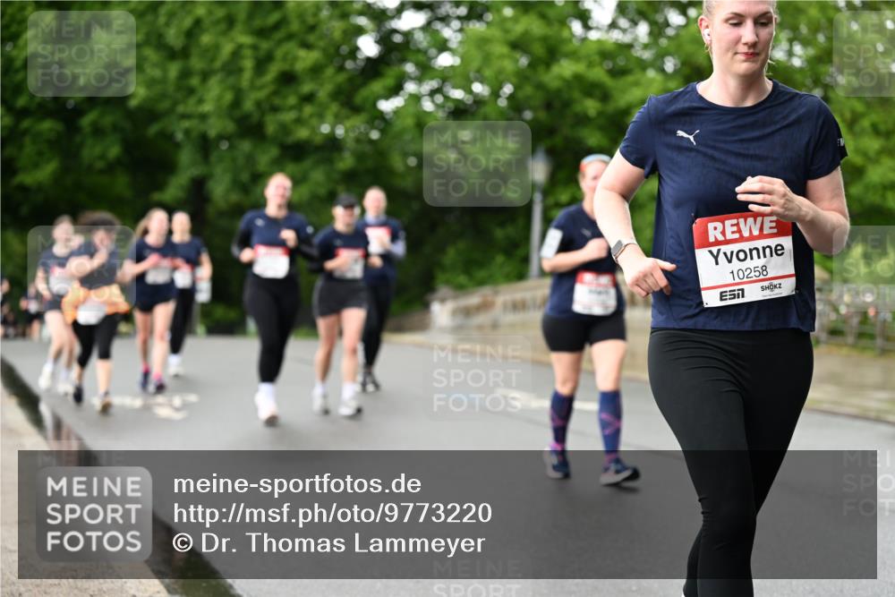 14.06.2026 - REWE Women's Run Dr. Thomas Lammeyer http://msf.ph/oto/9773220 14.06.2026 09:52:09 Laufen 10258 meine-sportfotos.de