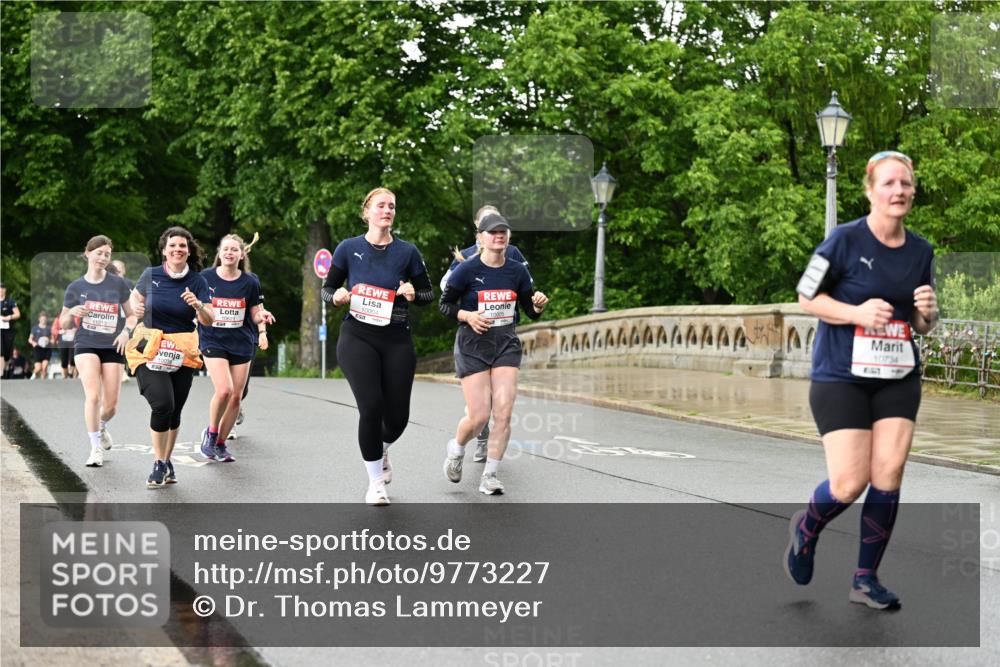 14.06.2026 - REWE Women's Run Dr. Thomas Lammeyer http://msf.ph/oto/9773227 14.06.2026 09:52:10 Laufen 11213, 10621, 10004, 10734 meine-sportfotos.de