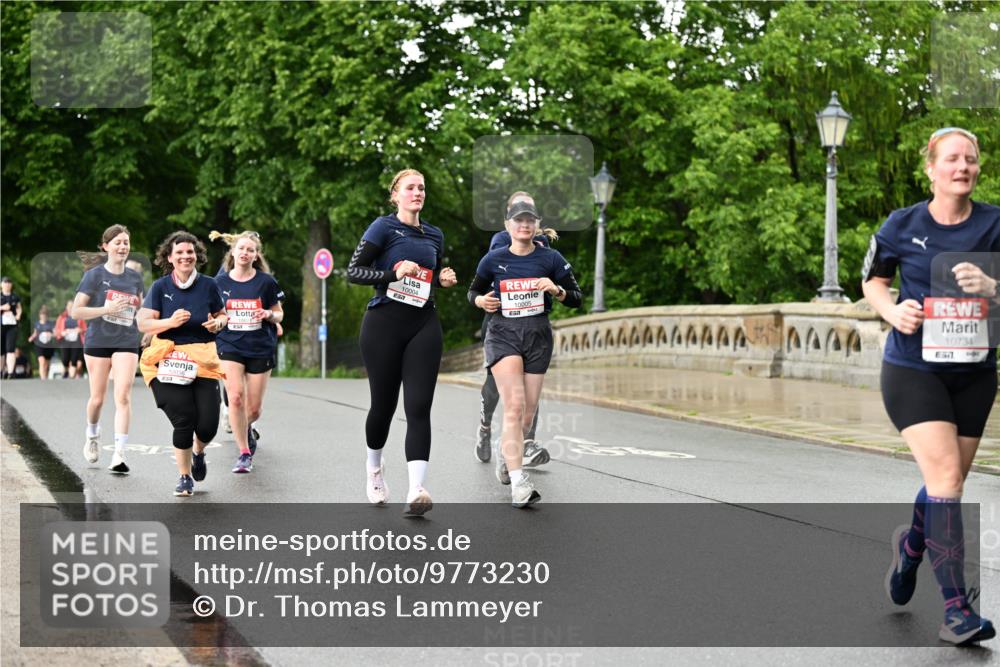 14.06.2026 - REWE Women's Run Dr. Thomas Lammeyer http://msf.ph/oto/9773230 14.06.2026 09:52:10 Laufen 7, 1062, 10004, 10005, 10734 meine-sportfotos.de