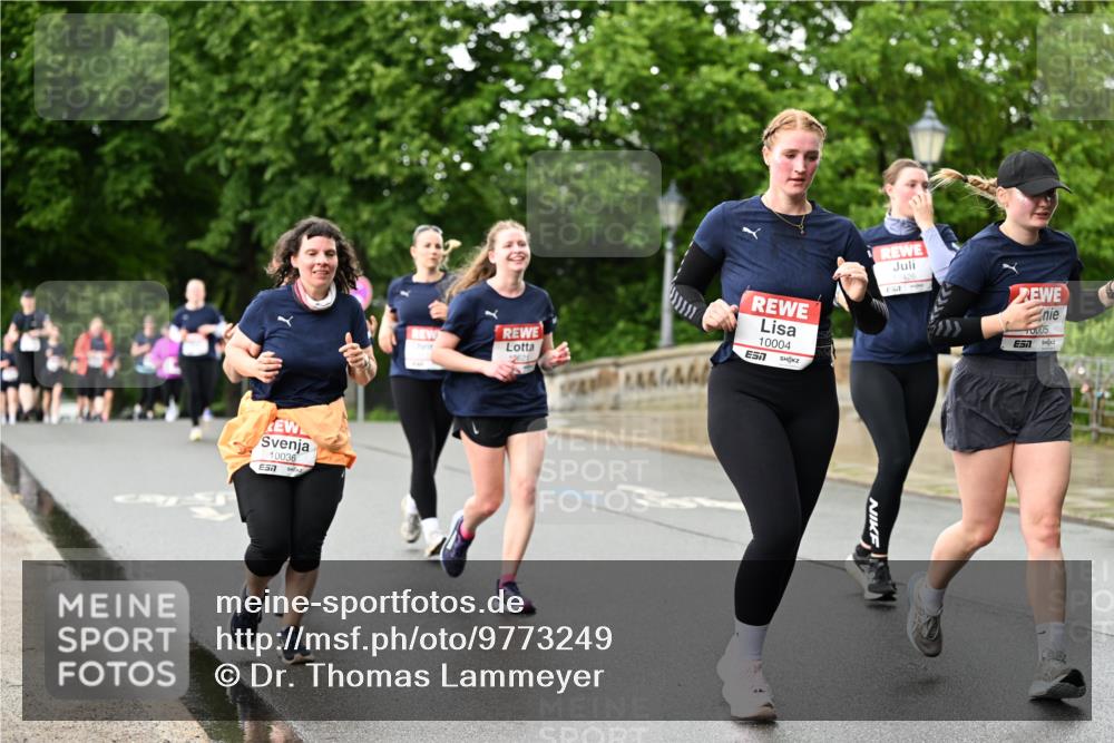 14.06.2026 - REWE Women's Run Dr. Thomas Lammeyer http://msf.ph/oto/9773249 14.06.2026 09:52:12 Laufen 10036, 10004, 0005 meine-sportfotos.de