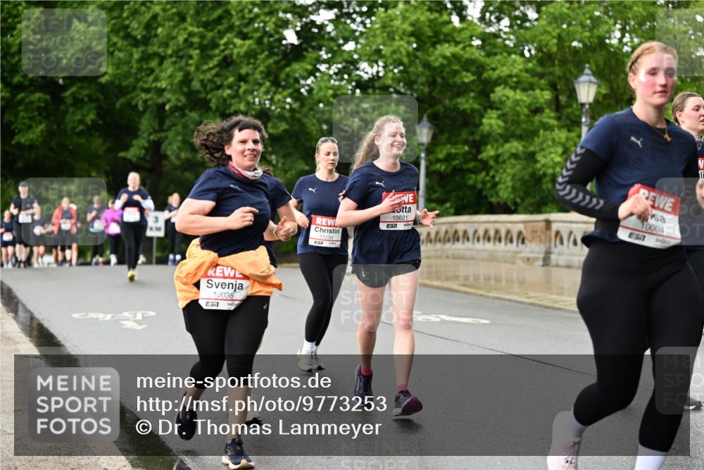 14.06.2026 - REWE Women's Run Dr. Thomas Lammeyer http://msf.ph/oto/9773253 14.06.2026 09:52:12 Laufen 10036, 7, 10621, 11239, 7, 10004 meine-sportfotos.de