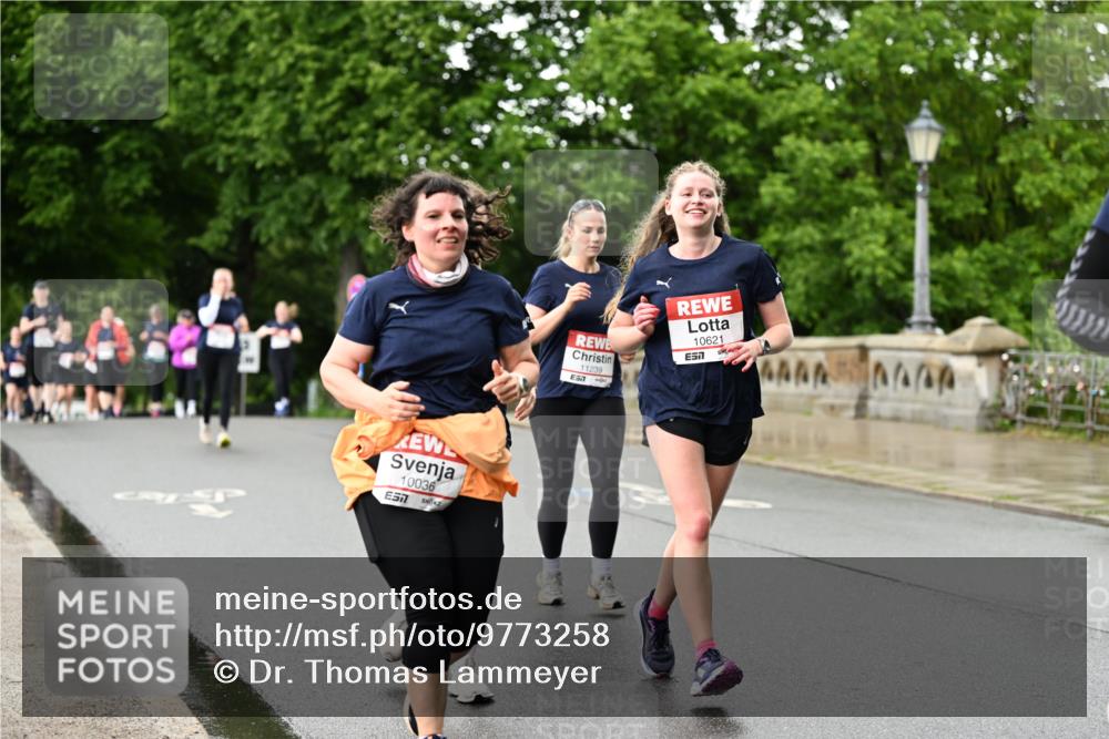 14.06.2026 - REWE Women's Run Dr. Thomas Lammeyer http://msf.ph/oto/9773258 14.06.2026 09:52:13 Laufen 10036, 11239, 10621, 7 meine-sportfotos.de