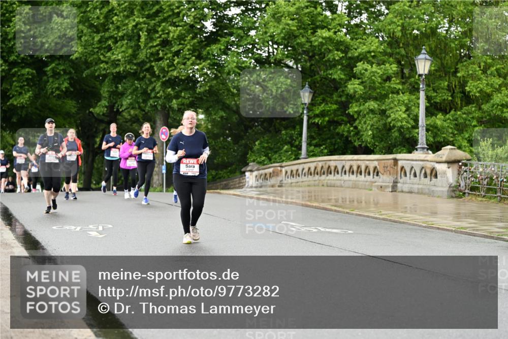 14.06.2026 - REWE Women's Run Dr. Thomas Lammeyer http://msf.ph/oto/9773282 14.06.2026 09:52:17 Laufen 11217 meine-sportfotos.de