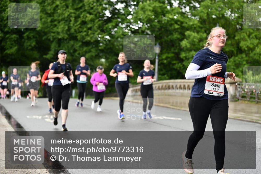 14.06.2026 - REWE Women's Run Dr. Thomas Lammeyer http://msf.ph/oto/9773316 14.06.2026 09:52:20 Laufen 11217 meine-sportfotos.de