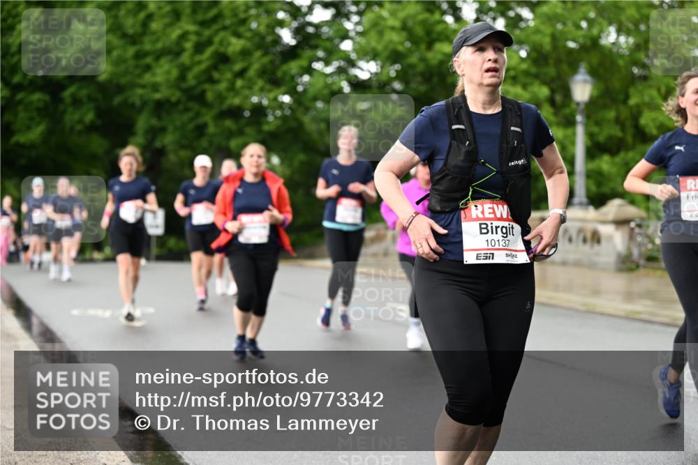 14.06.2026 - REWE Women's Run Dr. Thomas Lammeyer http://msf.ph/oto/9773342 14.06.2026 09:52:23 Laufen 10137, 7 meine-sportfotos.de