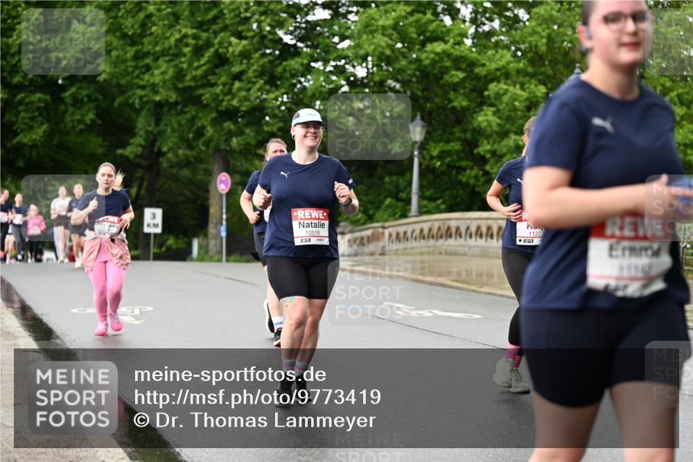 14.06.2026 - REWE Women's Run Dr. Thomas Lammeyer http://msf.ph/oto/9773419 14.06.2026 09:52:32 Laufen 10516, 57, 11223 meine-sportfotos.de
