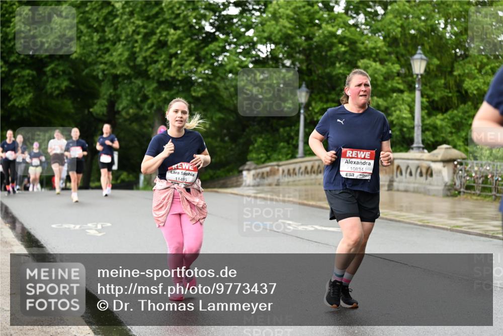 14.06.2026 - REWE Women's Run Dr. Thomas Lammeyer http://msf.ph/oto/9773437 14.06.2026 09:52:34 Laufen 11495, 10834, 7 meine-sportfotos.de