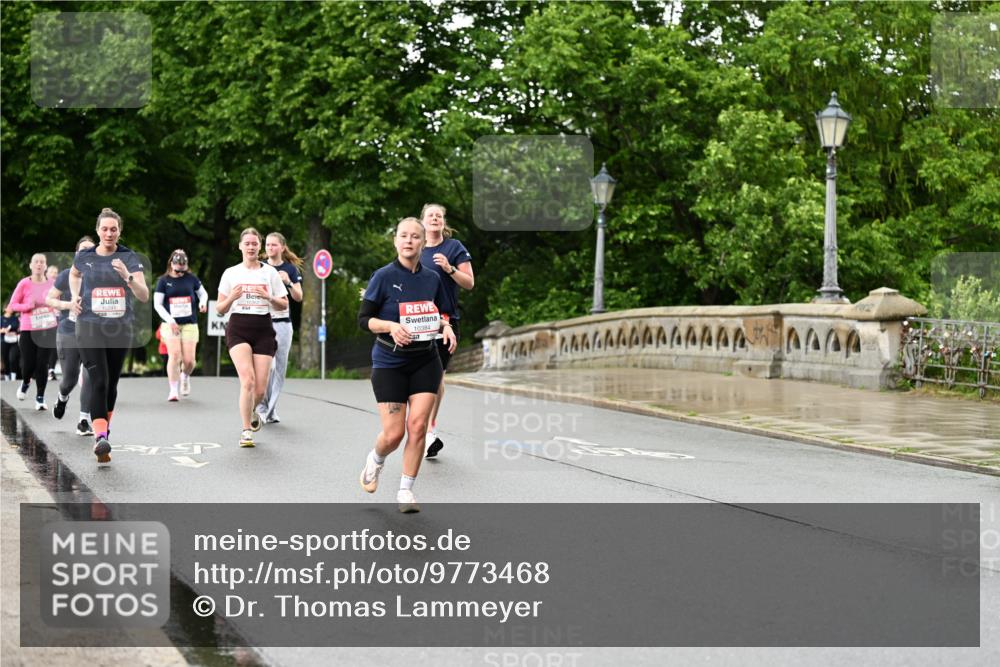 14.06.2026 - REWE Women's Run Dr. Thomas Lammeyer http://msf.ph/oto/9773468 14.06.2026 09:52:40 Laufen 10241, 10384 meine-sportfotos.de