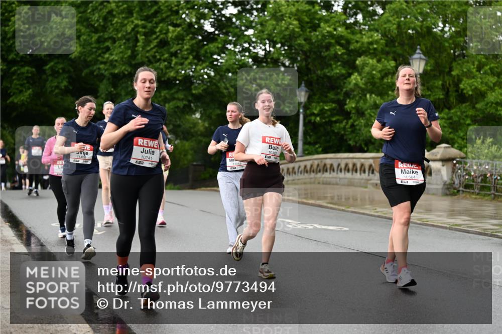 14.06.2026 - REWE Women's Run Dr. Thomas Lammeyer http://msf.ph/oto/9773494 14.06.2026 09:52:43 Laufen 11420, 10241, 7, 11258, 10362, 7, 10564, 7 meine-sportfotos.de