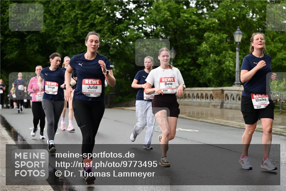 14.06.2026 - REWE Women's Run Dr. Thomas Lammeyer http://msf.ph/oto/9773495 14.06.2026 09:52:43 Laufen 11420, 10241, 10362, 7, 10564 meine-sportfotos.de