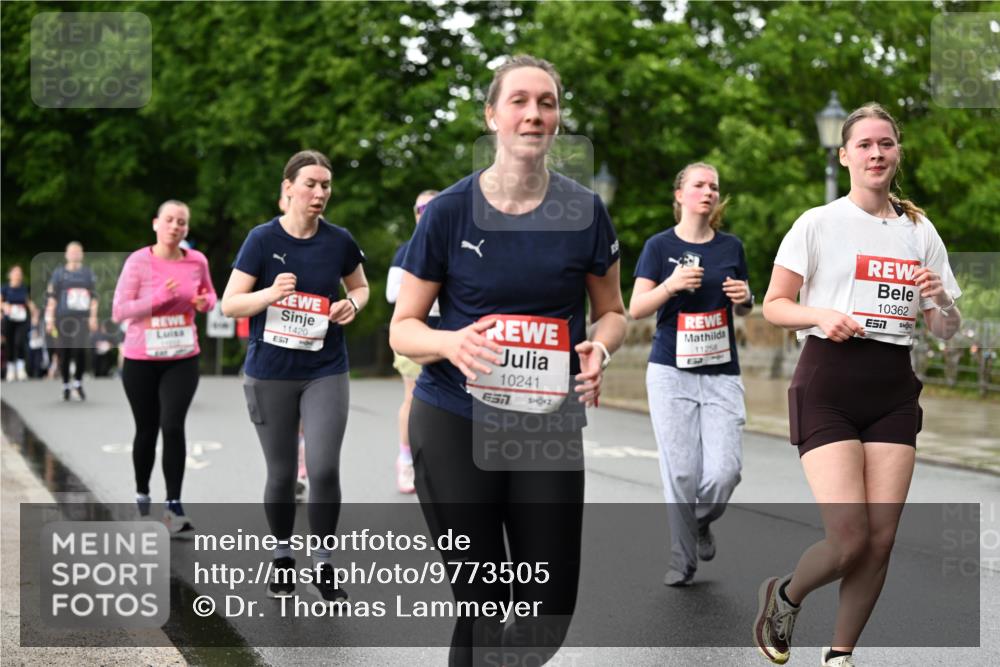 14.06.2026 - REWE Women's Run Dr. Thomas Lammeyer http://msf.ph/oto/9773505 14.06.2026 09:52:44 Laufen 11420, 10241, 11258, 10362, 7 meine-sportfotos.de