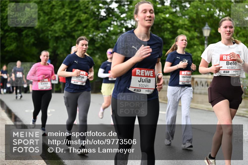 14.06.2026 - REWE Women's Run Dr. Thomas Lammeyer http://msf.ph/oto/9773506 14.06.2026 09:52:44 Laufen 11420, 577, 10241, 51, 11258, 440, 10362 meine-sportfotos.de