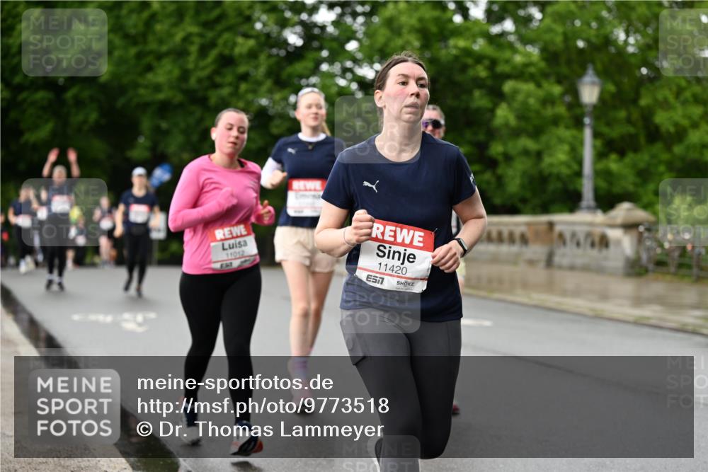14.06.2026 - REWE Women's Run Dr. Thomas Lammeyer http://msf.ph/oto/9773518 14.06.2026 09:52:46 Laufen 11012, 11420, 7 meine-sportfotos.de