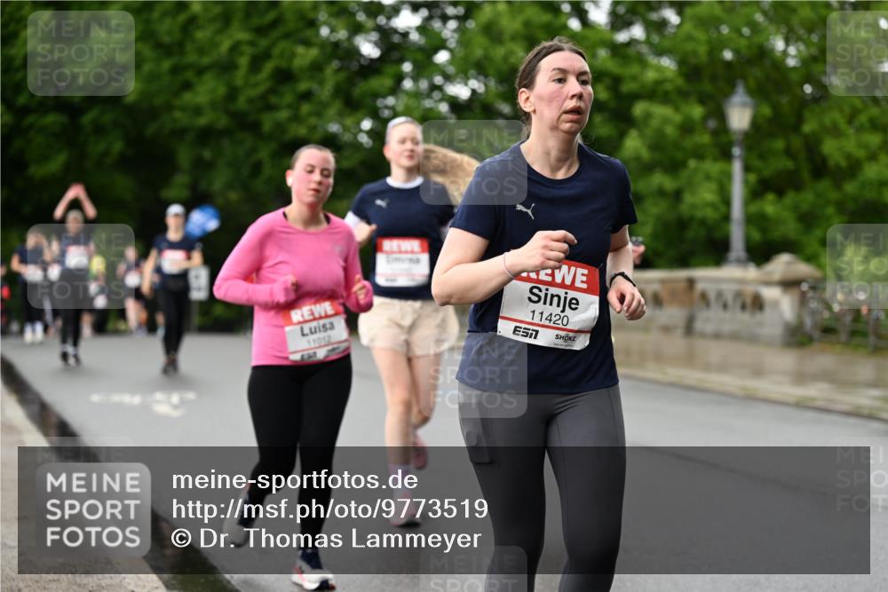14.06.2026 - REWE Women's Run Dr. Thomas Lammeyer http://msf.ph/oto/9773519 14.06.2026 09:52:46 Laufen 11012, 11420 meine-sportfotos.de