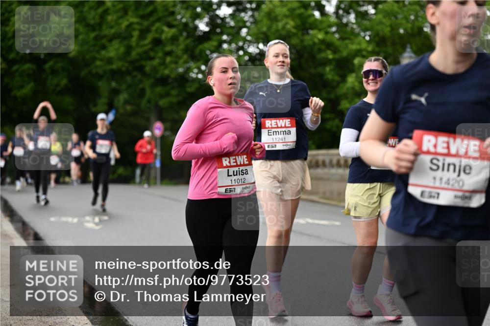 14.06.2026 - REWE Women's Run Dr. Thomas Lammeyer http://msf.ph/oto/9773523 14.06.2026 09:52:46 Laufen 11012, 11241, 57, 11420 meine-sportfotos.de