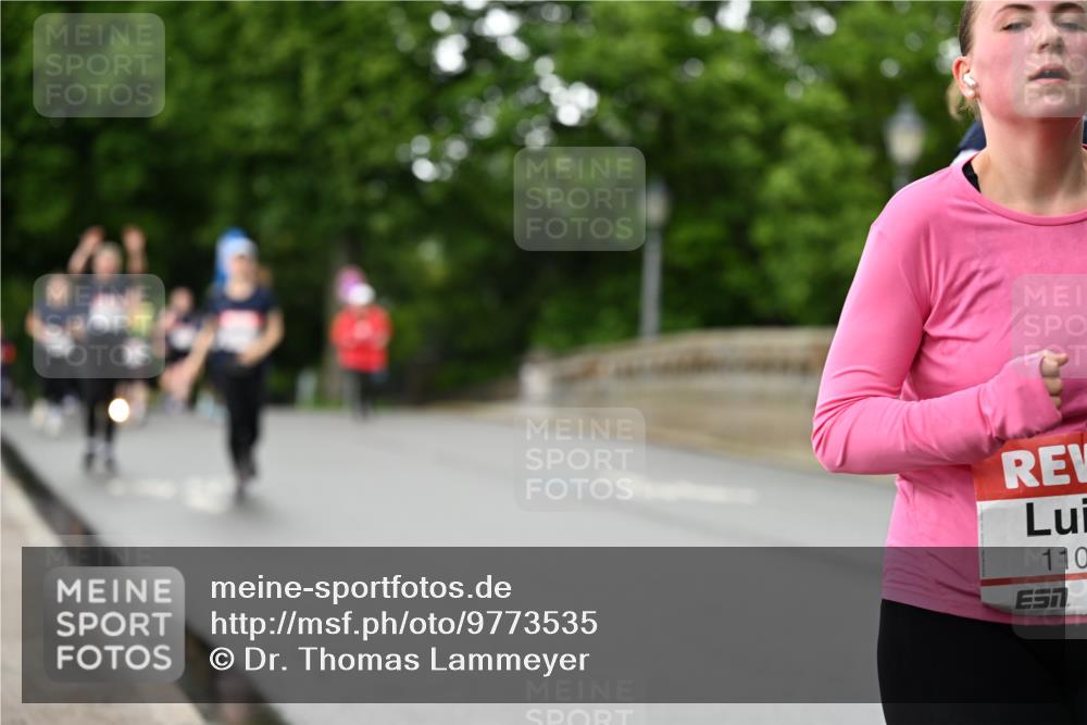 14.06.2026 - REWE Women's Run Dr. Thomas Lammeyer http://msf.ph/oto/9773535 14.06.2026 09:52:48 Laufen 110, 0 meine-sportfotos.de