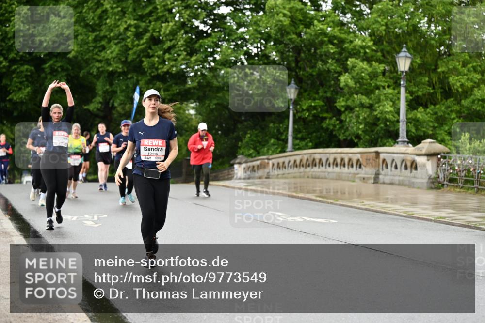 14.06.2026 - REWE Women's Run Dr. Thomas Lammeyer http://msf.ph/oto/9773549 14.06.2026 09:52:50 Laufen 10445 meine-sportfotos.de