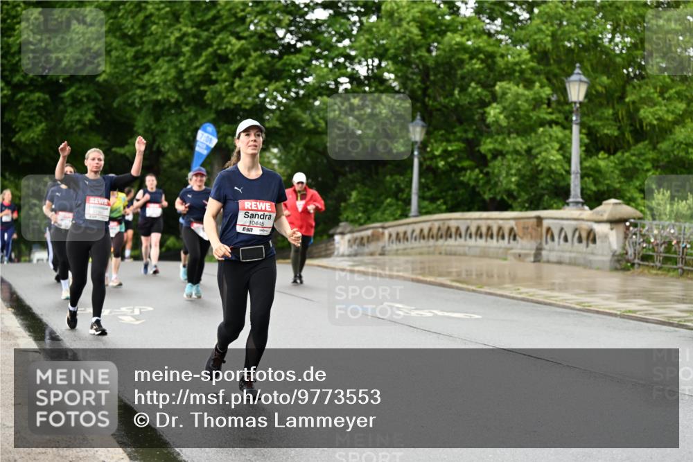 14.06.2026 - REWE Women's Run Dr. Thomas Lammeyer http://msf.ph/oto/9773553 14.06.2026 09:52:50 Laufen 7, 0, 10445 meine-sportfotos.de