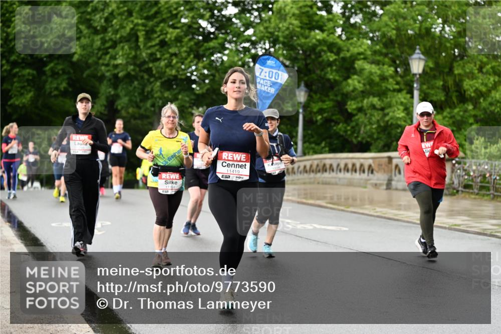14.06.2026 - REWE Women's Run Dr. Thomas Lammeyer http://msf.ph/oto/9773590 14.06.2026 09:52:55 Laufen 11419, 7, 00 meine-sportfotos.de