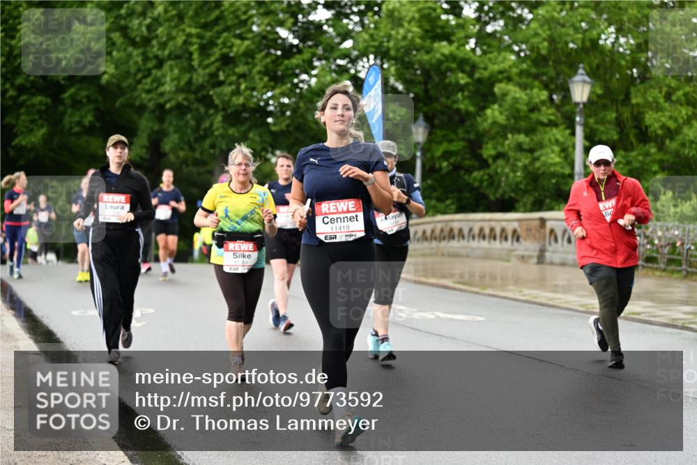 14.06.2026 - REWE Women's Run Dr. Thomas Lammeyer http://msf.ph/oto/9773592 14.06.2026 09:52:55 Laufen 11358, 11419, 7 meine-sportfotos.de