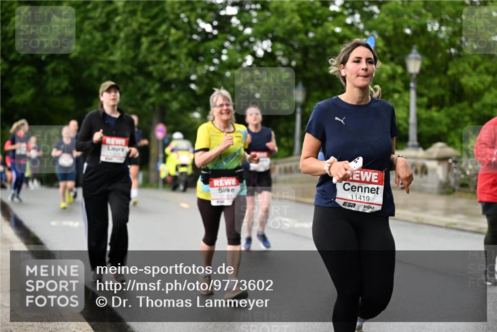 14.06.2026 - REWE Women's Run Dr. Thomas Lammeyer http://msf.ph/oto/9773602 14.06.2026 09:52:56 Laufen 11419 meine-sportfotos.de