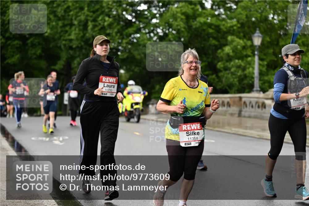 14.06.2026 - REWE Women's Run Dr. Thomas Lammeyer http://msf.ph/oto/9773609 14.06.2026 09:52:57 Laufen 10710, 11358, 42, 10086 meine-sportfotos.de