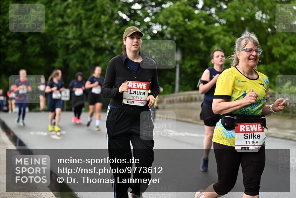 14.06.2026 - REWE Women's Run Dr. Thomas Lammeyer http://msf.ph/oto/9773612 14.06.2026 09:52:57 Laufen 10710, 7, 11358 meine-sportfotos.de