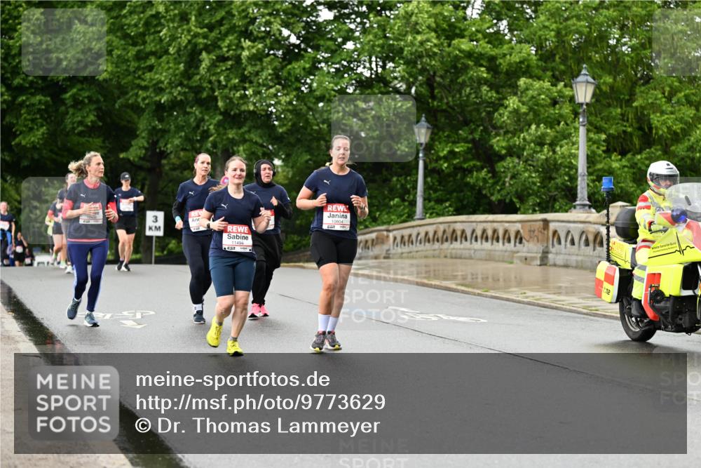 14.06.2026 - REWE Women's Run Dr. Thomas Lammeyer http://msf.ph/oto/9773629 14.06.2026 09:53:00 Laufen 3, 11494, 10804, 12 meine-sportfotos.de