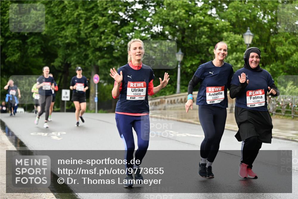 14.06.2026 - REWE Women's Run Dr. Thomas Lammeyer http://msf.ph/oto/9773655 14.06.2026 09:53:03 Laufen 10408, 10297, 10186 meine-sportfotos.de