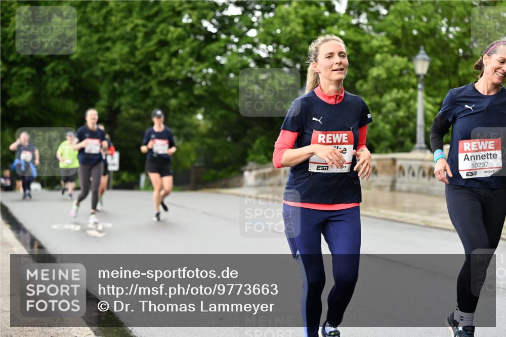 14.06.2026 - REWE Women's Run Dr. Thomas Lammeyer http://msf.ph/oto/9773663 14.06.2026 09:53:04 Laufen 10297, 57 meine-sportfotos.de
