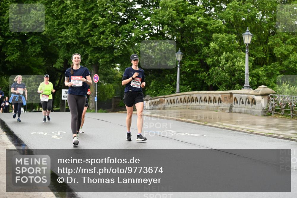 14.06.2026 - REWE Women's Run Dr. Thomas Lammeyer http://msf.ph/oto/9773674 14.06.2026 09:53:06 Laufen 3, 11328 meine-sportfotos.de