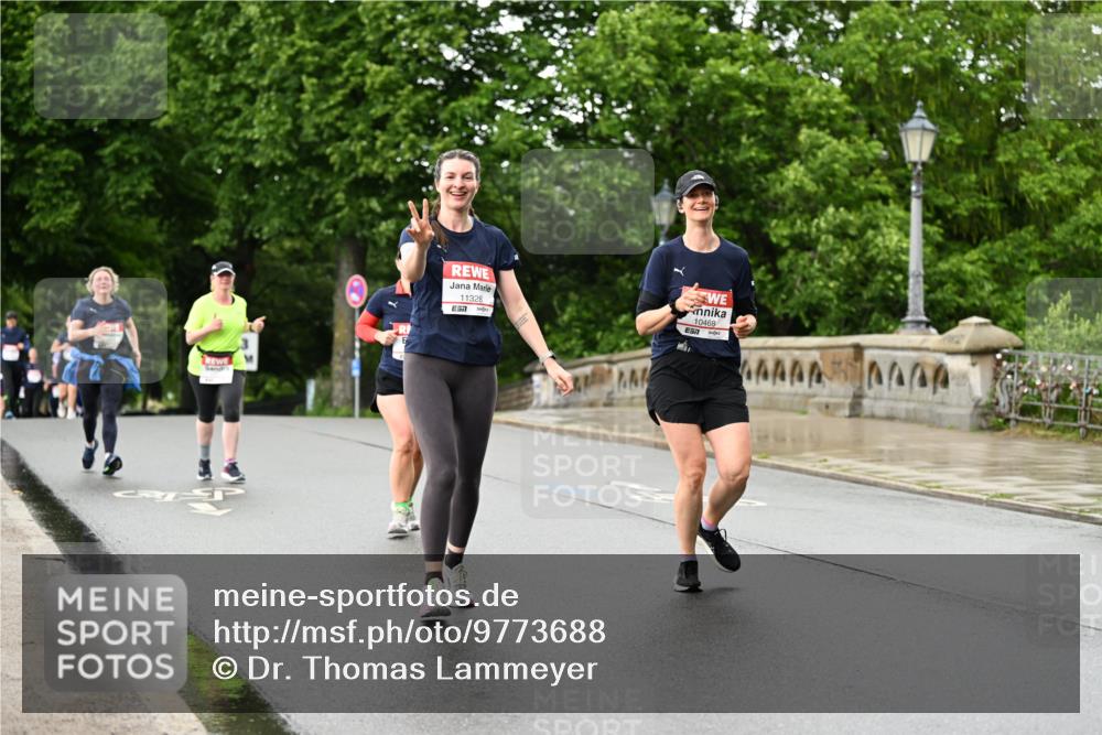 14.06.2026 - REWE Women's Run Dr. Thomas Lammeyer http://msf.ph/oto/9773688 14.06.2026 09:53:07 Laufen 11328, 57, 10468 meine-sportfotos.de
